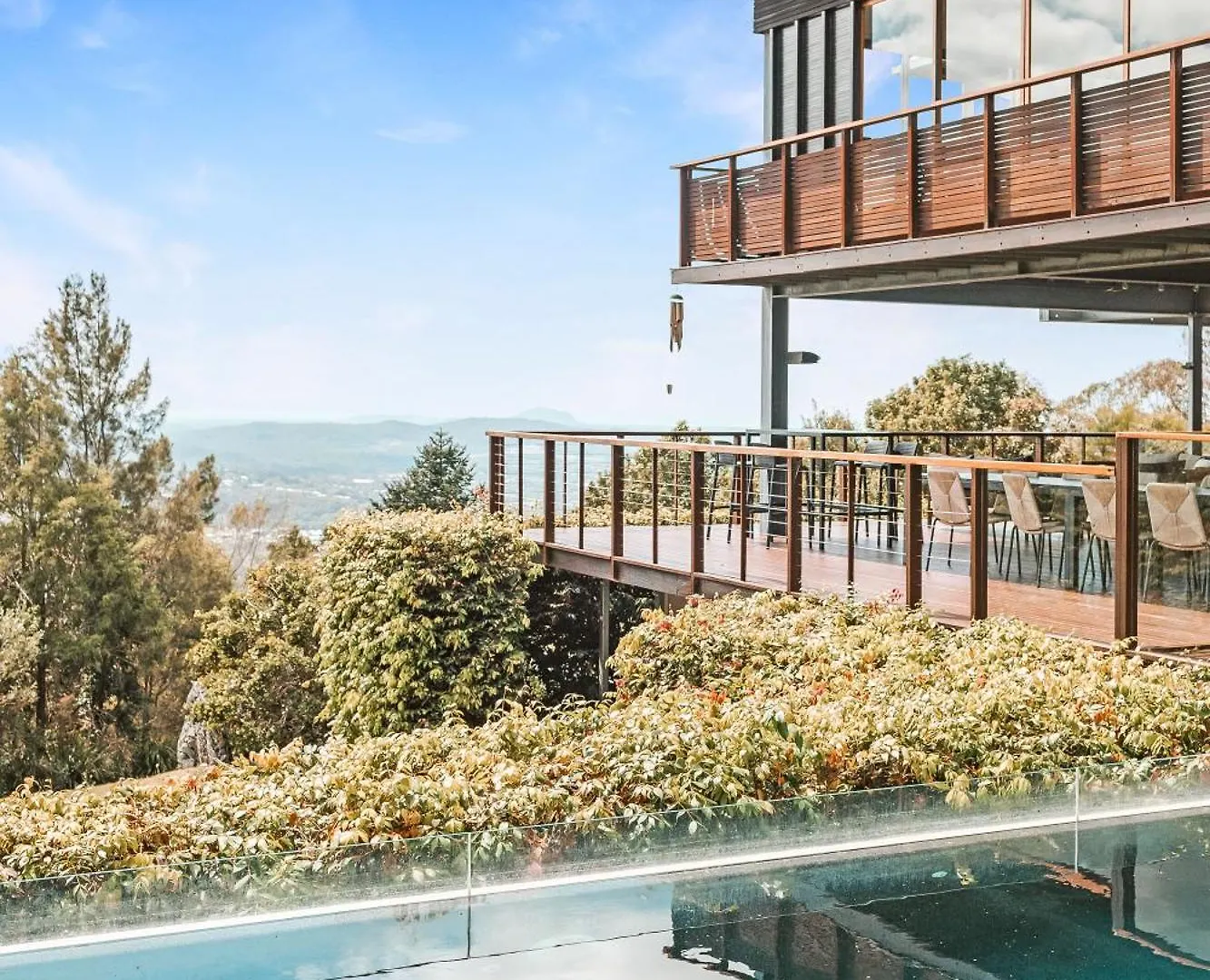 Villa Montville Resort Style Holiday Retreat With Pool Perwillowen Australien